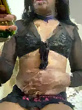 Snapshot of Femcrossy chatting on 6, 2, 2025 Femcrossy online show from 6, 2, 2025