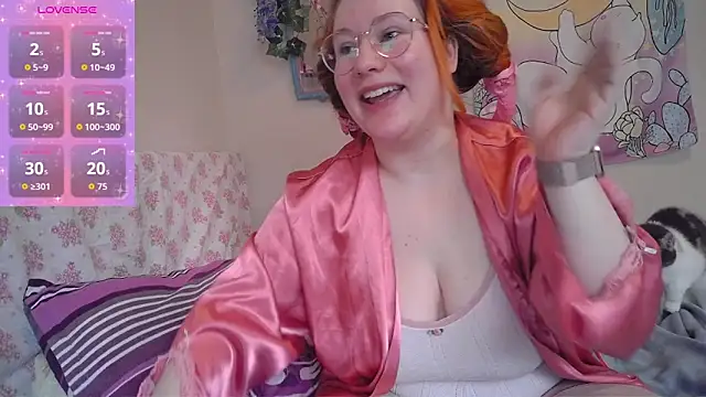 FluffyRainbowKity online show from 1, 12, 2025