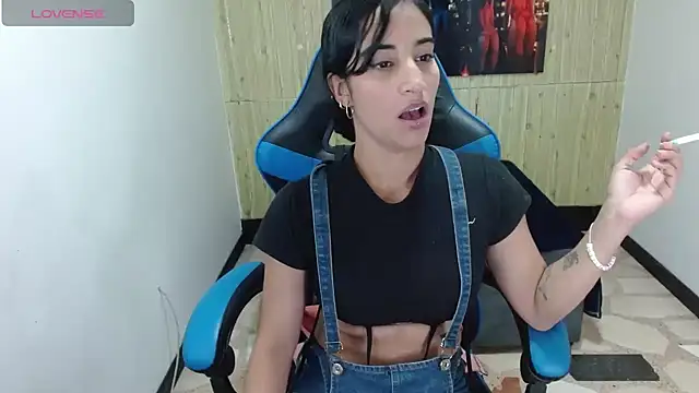 Snapshot of _nathaly_sweet chatting on 27, 12, 2024  nathaly sweet online show from 27, 12, 2024