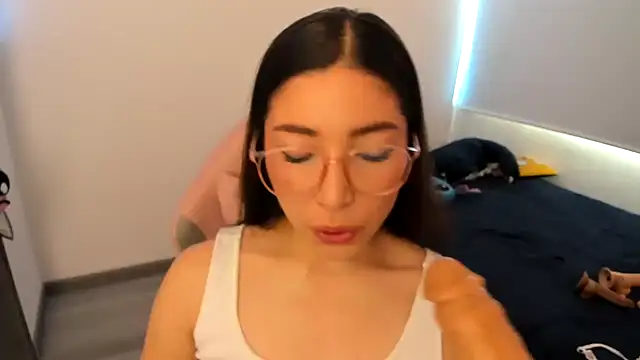 Snapshot of Spit_queen chatting on 11, 12, 2024 Spit queen online show from 11, 12, 2024