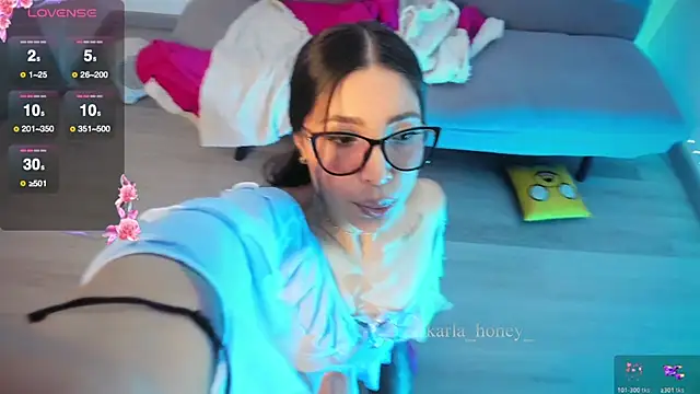 Spit queen online show from 2, 3, 2026