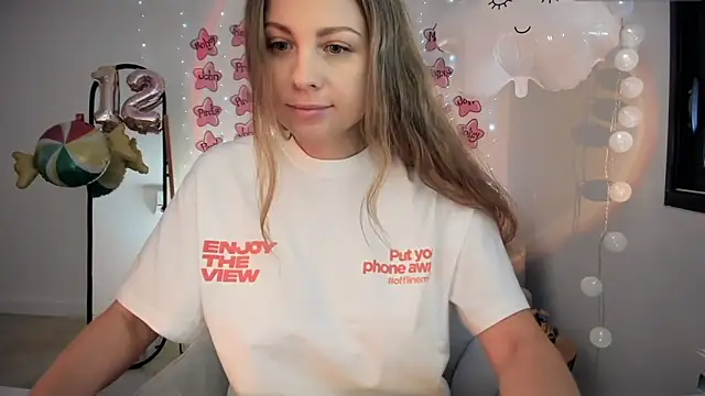 Snapshot of ImKeira chatting on 21, 6, 2026 ImKeira online show from 21, 6, 2026