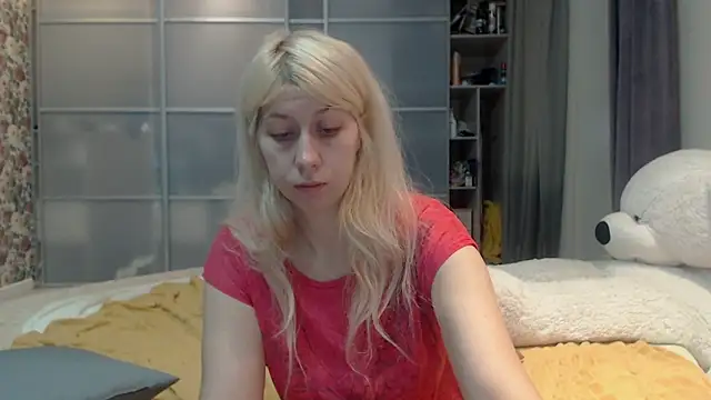 KyliePag online show from 11, 1, 2026