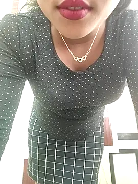 Snapshot of ANGE-MOU chatting on 12, 1, 2026 ANGE-MOU online show from 12, 1, 2026