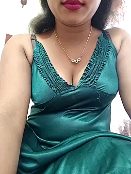 Snapshot of ANGE-MOU chatting on 4, 2, 2026 ANGE-MOU online show from 4, 2, 2026