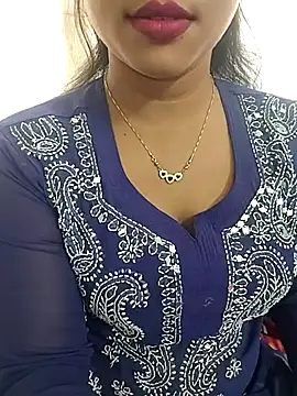 Snapshot of ANGE-MOU chatting on 21, 2, 2026 ANGE-MOU online show from 21, 2, 2026