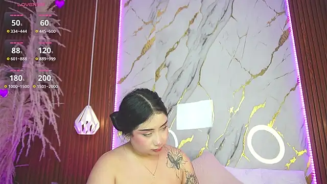 Snapshot of haylie_ chatting on 19, 1, 2025 haylie online show from 19, 1, 2025