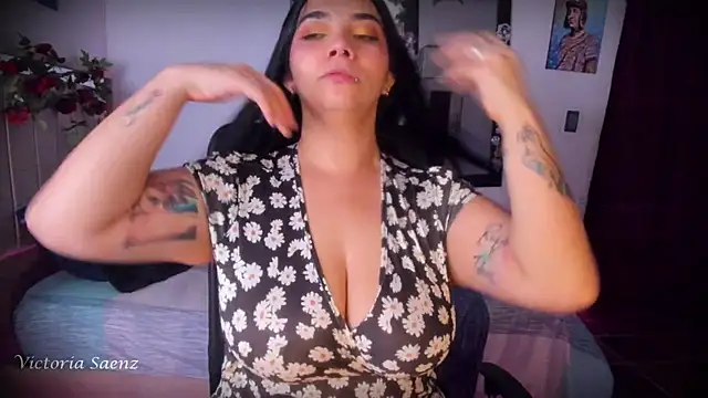 victoriaasaenz  online show from 23, 7, 2026