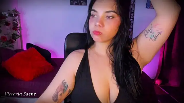 victoriaasaenz  online show from 5, 8, 2026