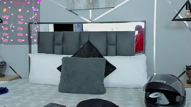 ZiaCalifa online show from 24, 1, 2025