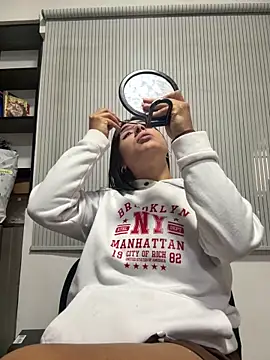 ZiaCalifa online show from 22, 12, 2025