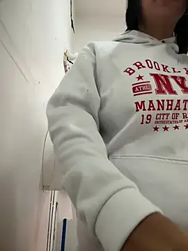 ZiaCalifa online show from 4, 4, 2026