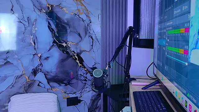 NathaxaLeans online show from 8, 10, 2025