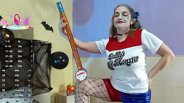 Snapshot of Esmeralda_oikos chatting on 31, 10, 2025 Esmeralda oikos online show from 31, 10, 2025