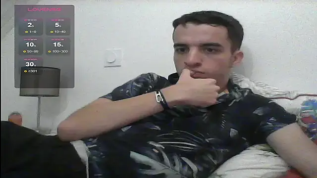 Snapshot of Tombgy07 chatting on 3, 12, 2024 Tombgy07 online show from 3, 12, 2024