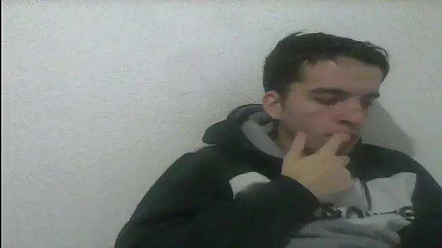 Snapshot of Tombgy07 chatting on 25, 12, 2024 Tombgy07 online show from 25, 12, 2024