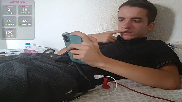 Snapshot of Tombgy07 chatting on 16, 9, 2025 Tombgy07 online show from 16, 9, 2025