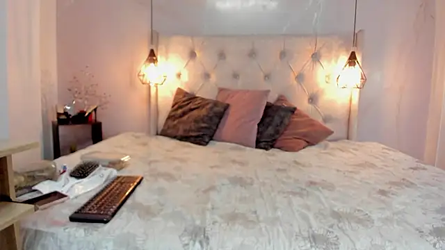 SakuraLee  online show from 4, 2, 2026