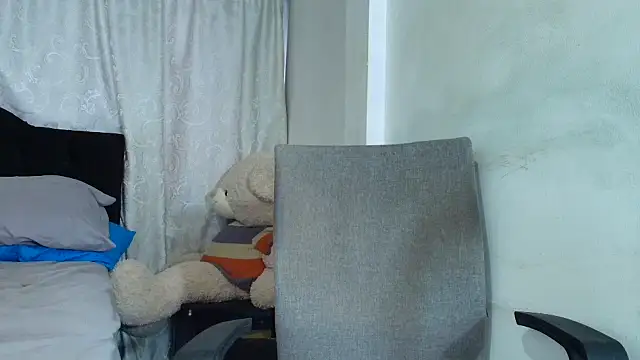 sam her online show from 18, 9, 2025