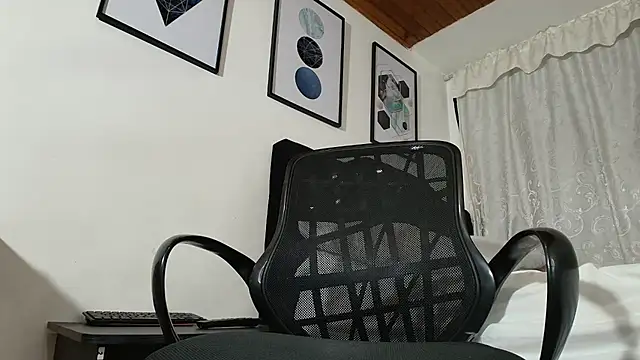 sam her online show from 5, 1, 2026