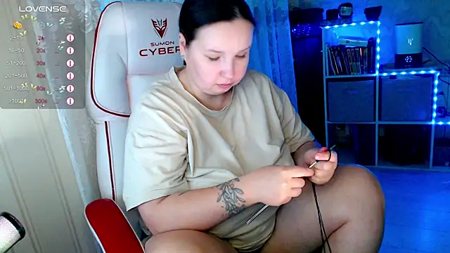 Snapshot of RaideneiX chatting on 30, 10, 2025 RaideneiX online show from 30, 10, 2025