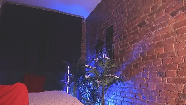 LauraCoy online show from 31, 3, 2026