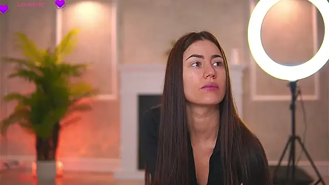 Snapshot of Abbela_White chatting on 25, 11, 2025 Abbela White online show from 25, 11, 2025