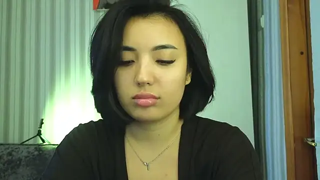 lily  foster online show from 20, 9, 2025