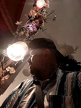 Snapshot of erbod_Johnny chatting on 6, 11, 2025 erbod Johnny online show from 6, 11, 2025