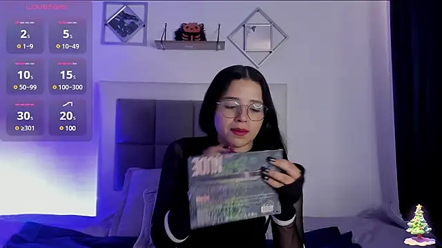 Snapshot of aliice_walker_ chatting on 14, 1, 2025 aliice walker online show from 14, 1, 2025