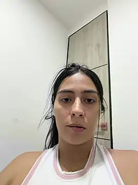 Snapshot of Sophie__Foxxx chatting on 17, 6, 2026 Sophie Foxxx online show from 17, 6, 2026