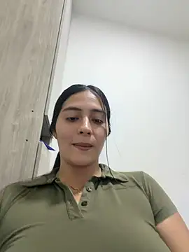 Snapshot of Sophie__Foxxx chatting on 14, 7, 2026 Sophie Foxxx online show from 14, 7, 2026