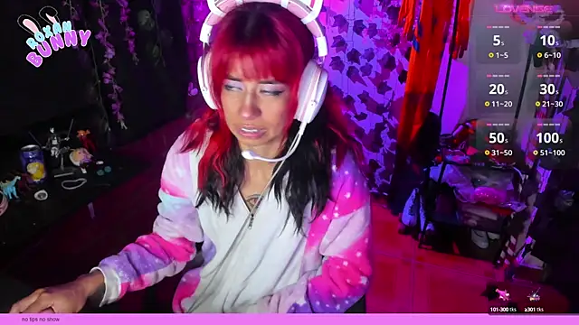 Roxanbunny1 online show from 10, 2, 2025