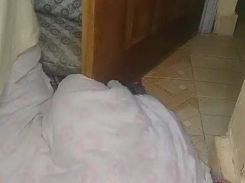 Snapshot of Pretty_hazel chatting on 4, 12, 2025 Pretty hazel online show from 4, 12, 2025