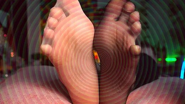 Snapshot of DorothyGilbert1 chatting on 20, 12, 2024 DorothyGilbert1 online show from 20, 12, 2024