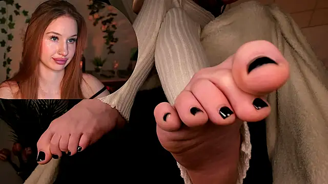 Snapshot of DorothyGilbert1 chatting on 4, 2, 2025 DorothyGilbert1 online show from 4, 2, 2025