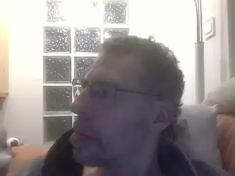 ptitcanard60600 online show from 26, 2, 2025