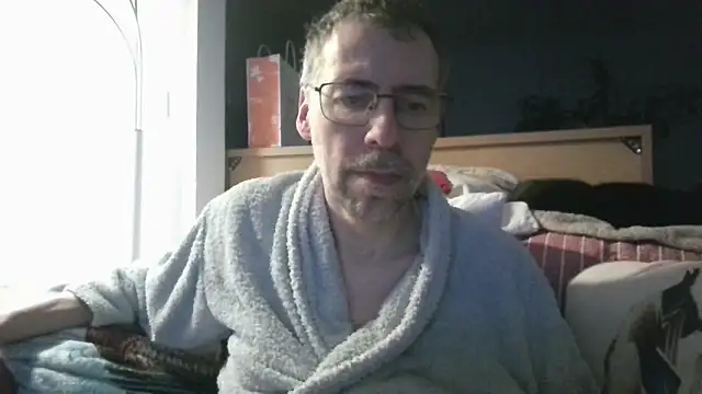 ptitcanard60600 online show from 4, 4, 2026