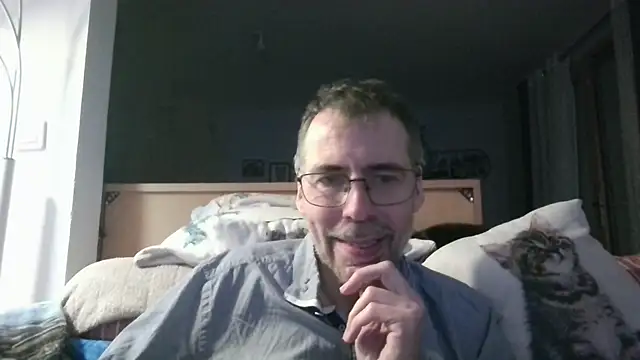 ptitcanard60600 online show from 7, 4, 2026