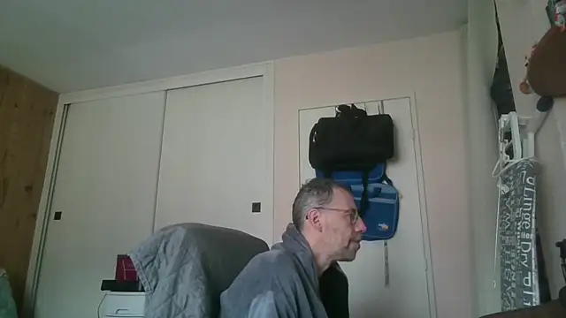 ptitcanard60600 online show from 13, 5, 2026