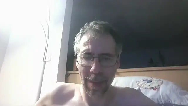 ptitcanard60600 online show from 8, 7, 2026