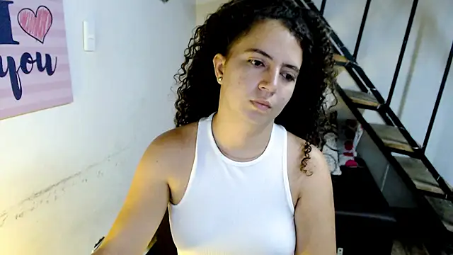 Snapshot of samantha_baby_ chatting on 18, 12, 2024 samantha baby online show from 18, 12, 2024