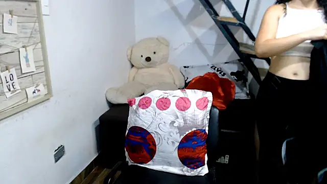 Snapshot of samantha_baby_ chatting on 16, 2, 2025 samantha baby online show from 16, 2, 2025