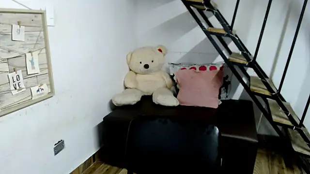Snapshot of samantha_baby_ chatting on 22, 3, 2025 samantha baby online show from 22, 3, 2025