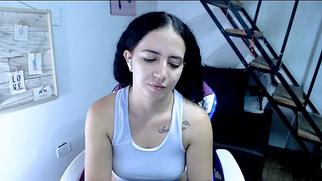 Snapshot of samantha_baby_ chatting on 9, 9, 2025 samantha baby online show from 9, 9, 2025