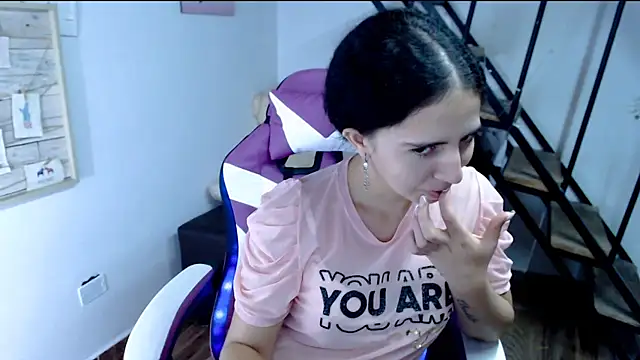 Snapshot of samantha_baby_ chatting on 20, 9, 2025 samantha baby online show from 20, 9, 2025