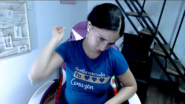Snapshot of samantha_baby_ chatting on 24, 9, 2025 samantha baby online show from 24, 9, 2025