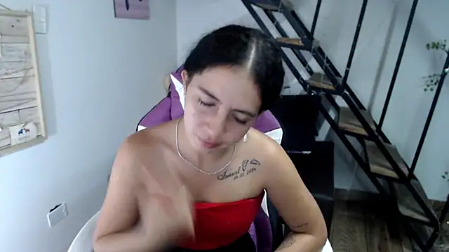 samantha baby  online show from 3, 11, 2025