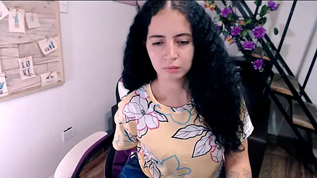 Snapshot of samantha_baby_ chatting on 18, 4, 2026 samantha baby online show from 18, 4, 2026