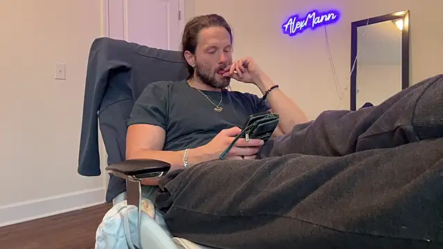 Snapshot of alexmannd chatting on 26, 1, 2025 alexmannd online show from 26, 1, 2025